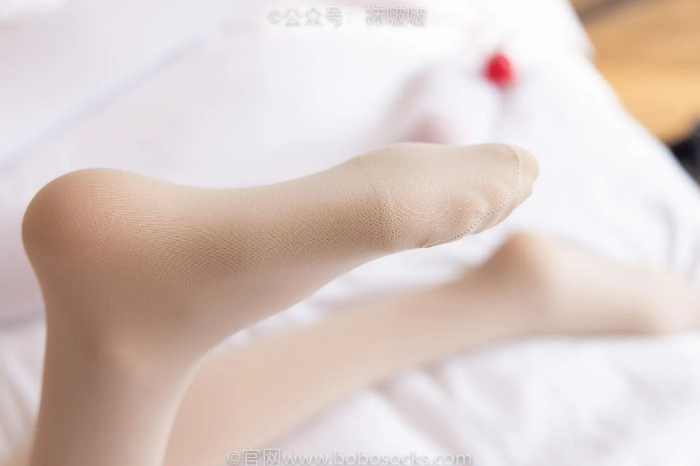[BoBoSocks袜啵啵]NO.054 小甜豆与稚予-给大家拜年啦 [139P]插图3